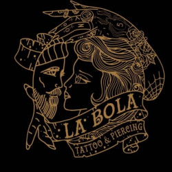 La bola Tattoo & Piercing