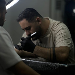 Ümit Çelik Kadıköy Tattoo Dövme Piercing Studyosu